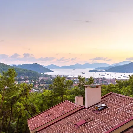 Villa Ela Goecek 빌라