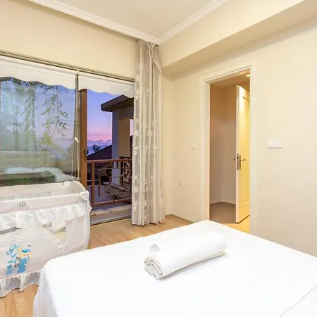Villa Ela Goecek 빌라