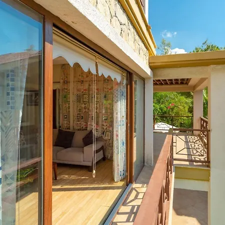 Villa Ela Goecek 빌라 교젝